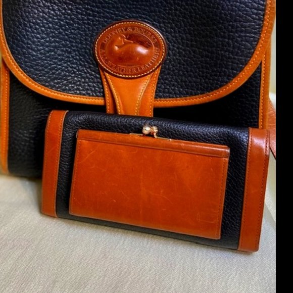 Dooney & Bourke Bags Beautiful Dooney Bourke Shoulder Bag Very